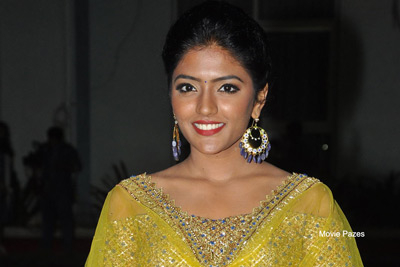 eesha-rebba-at-darshakudu-audio-launch